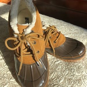 Bass rain boots (duck boots)